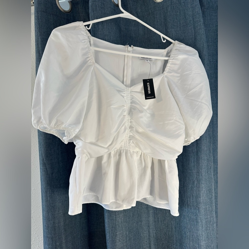 EXPRESS Ruched Puff Sleeve Peplum Top - Size : XS - Picture 2 of 8